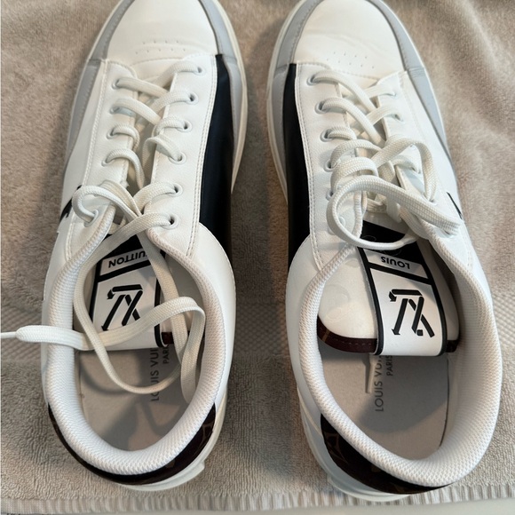 Louis Vuitton Charlie Sneakers for men. Size 12US - Picture 2 of 6